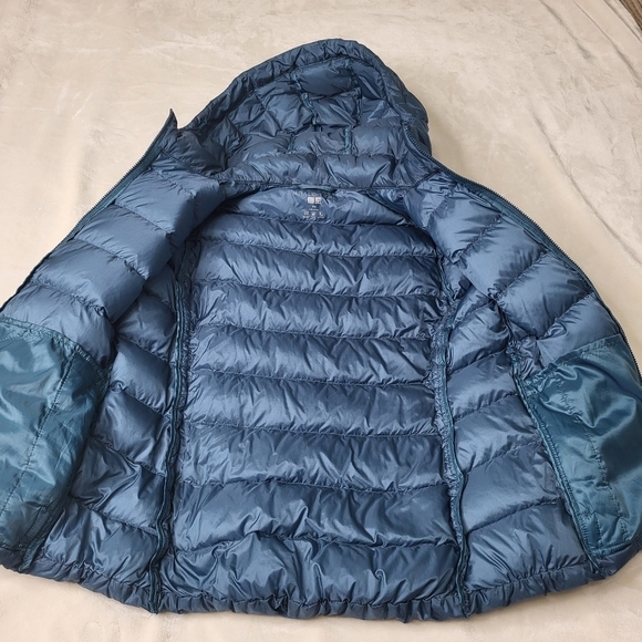 Uniqlo Ultra Light Down Blue Puffer Jacket. Size XXS - Picture 8 of 9